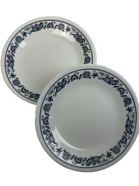 Corelle Old Town Blue Appetizer / Bread and Butter Plates: 6.75 " Vitrelle Glass
